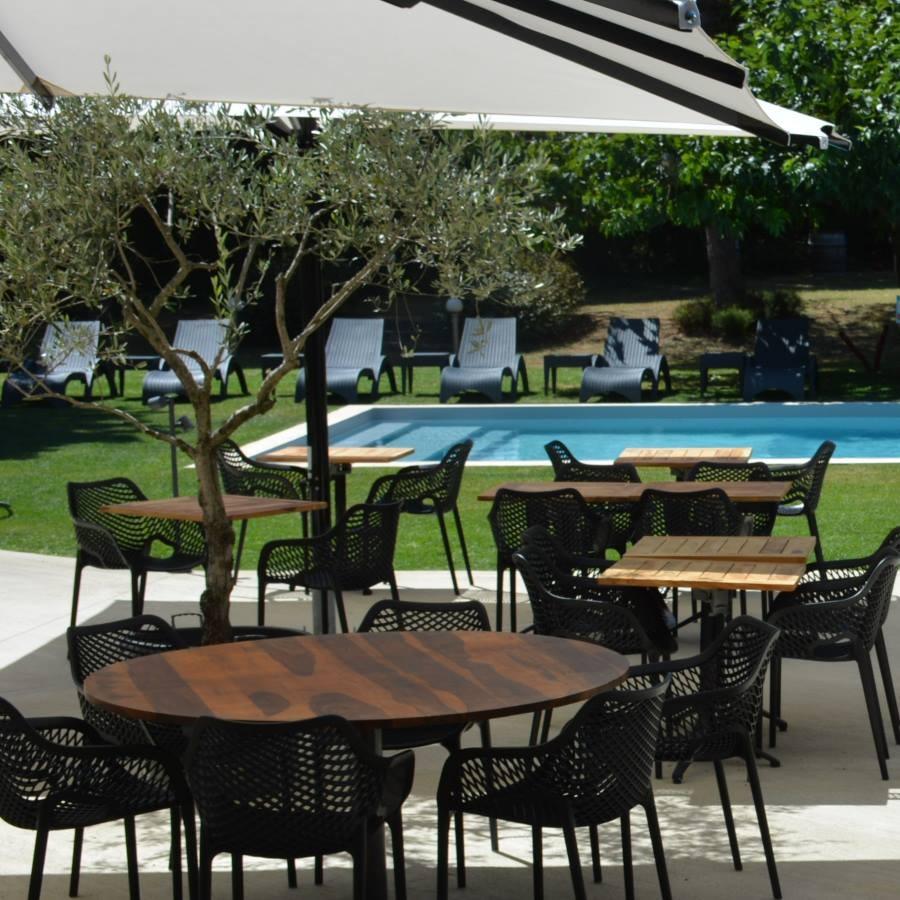 Hôtel à Valence dans la Drôme avec piscine - Le Clos Syrah : Hôtel Restaurant et Spa à Valence